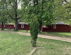 Рыболовно–туристический комплекс Кромань, 	Территория и природа - фото 2