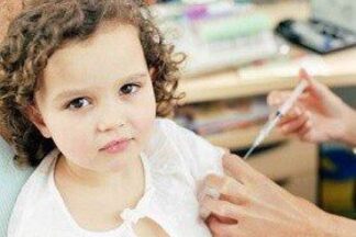 Прививки детям до года беларусь thumbnail
