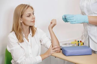 С-реактивный белок у женщин в крови - норма показателя в 40, 50, 60 лет ...