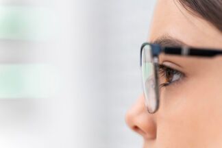 Как спасти зрение при катаракте, диабете и других болезнях? Врач-офтальмолог — о современных методах лечения и профилактики