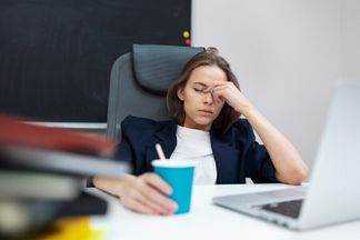 Умственный труд провоцирует негативные эмоции
