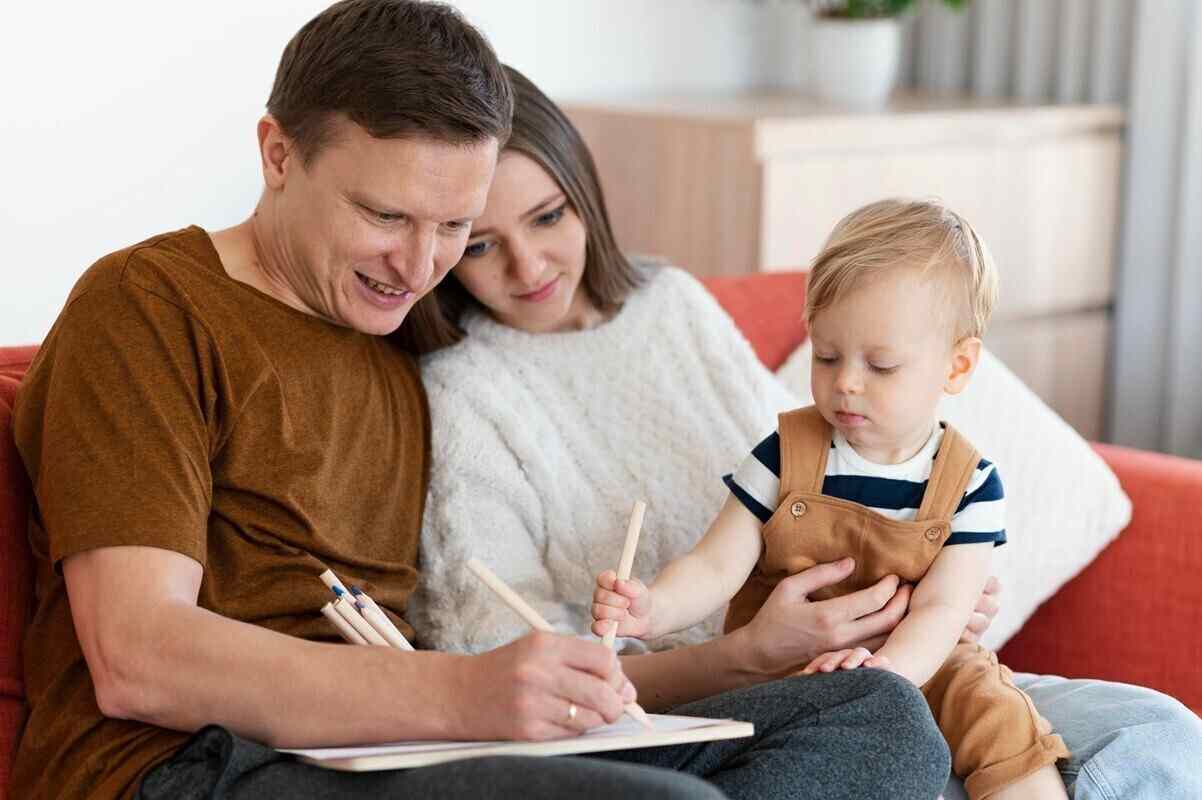 За что в Беларуси могут лишить родительских прав и как их восстановить