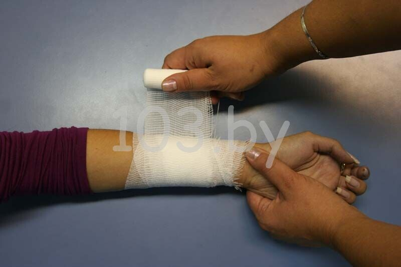 Наложение перевязочного пакета7.JPG