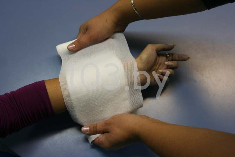 Наложение перевязочного пакета2.JPG