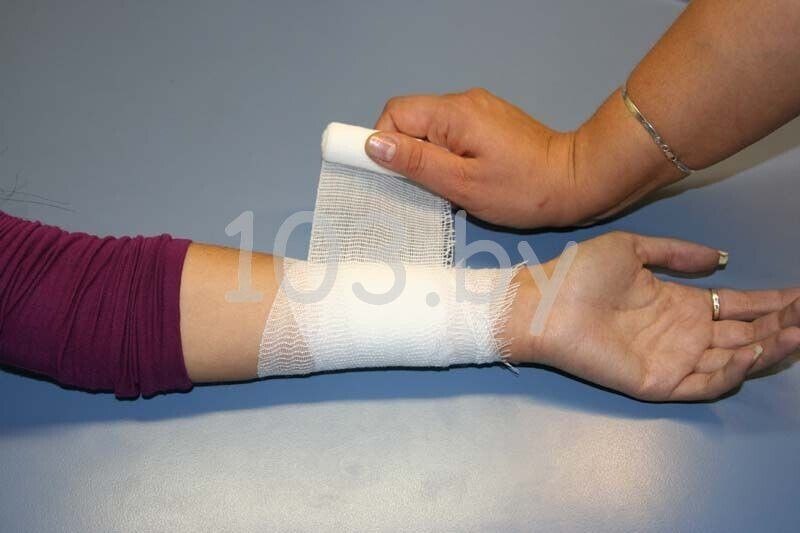 Наложение перевязочного пакета9.JPG