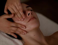 Дом красоты и здоровья Romanovsky house (Романовский хауз), Массаж - фото 1