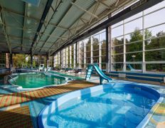 Санаторий Поречье, Лечебная база - фото 1