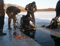 null Коттедж на озере Должа, Погружение дайверов на нашем озере - фото 7