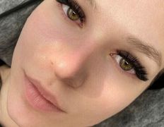 Салон красоты Lashband (Лашбэнд), Работы мастера по наращиванию ресниц Лауры - фото 5