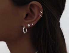 Салон красоты Paris (Париж), Прокол ушей - фото 2