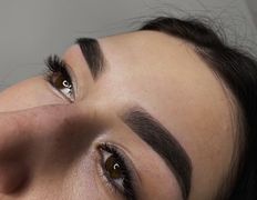 Студия бровей и ресниц BrowAX (Бровакс) мастер Ангелина Дашук, Брови - фото 1