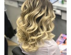 Салон красоты и парикмахерские курсы Жемчужина, Локоны - фото 1