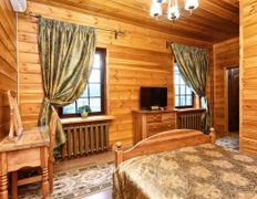 Парк средневековой истории Великое княжество Сула, Гостиница «Дом эконома» - фото 2