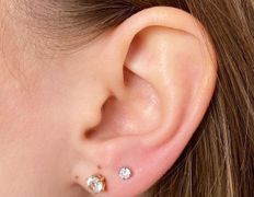 Эстетический центр Grandessa (Грандесса), Прокол ушей и пирсинг - фото 6