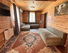 База отдыха  Бабушкина хата, Гостевой дом на 8 человек - фото 2