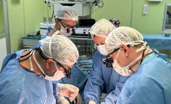 В Минске провели уникальную операцию новорожденному весом 2,5 кг