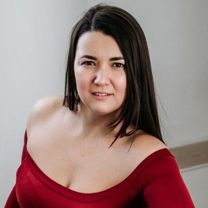 Колесникова Елена