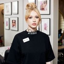 Казючиц Ева