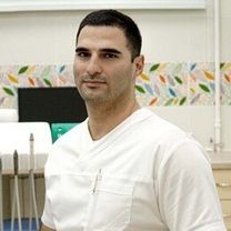 Таваколиан Арад