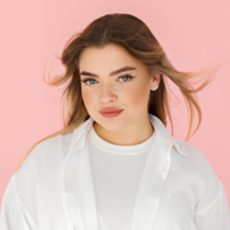 Ступак Диана