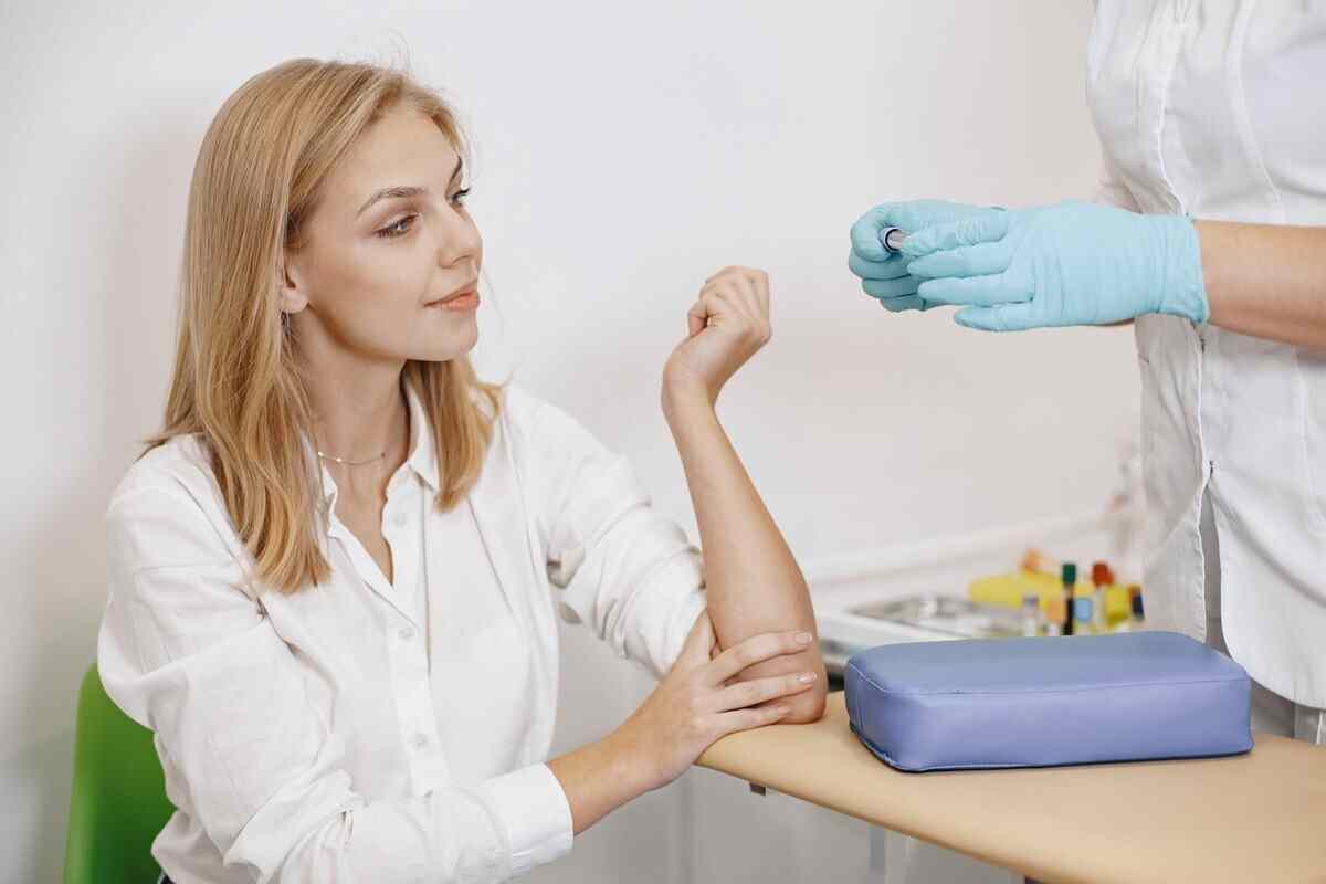 Донорство крови в Беларуси: какие льготы, выплаты и выходные положены