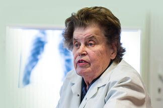 65 лет в медицине: история белоруски, которая помогает людям со времен войны