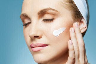 Как выбрать крем для лица, который подходит именно вам? Разговор с косметологом