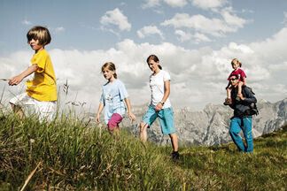 Готовимся к летним пешеходным экскурсиям и выбираем ортопедические стельки