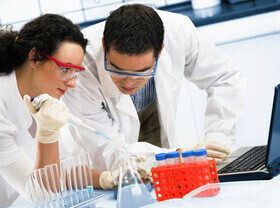 Скандал в Facebook: биодобавка, спасающая от рака